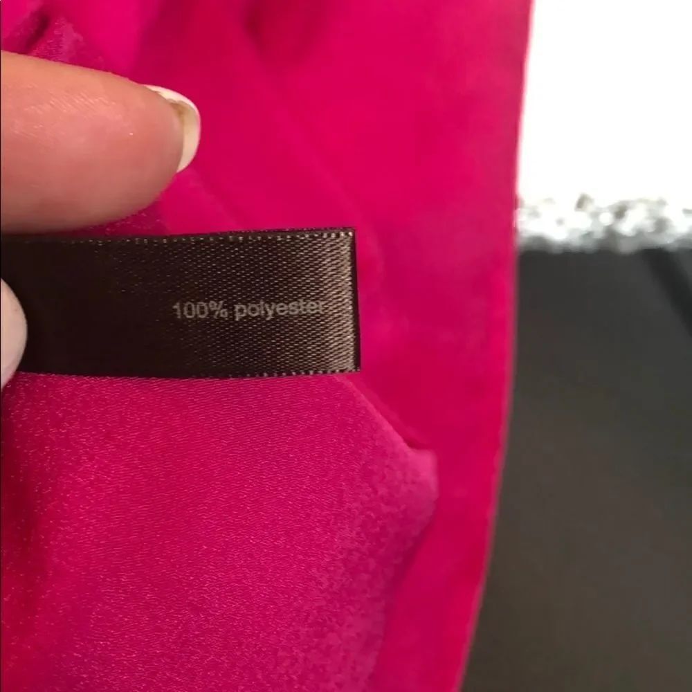 The Limited Fuchsia blouse 👚 size Small - Picture 6 of 7